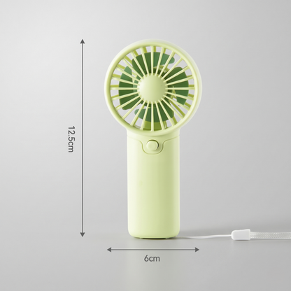 Product dimensions for the Retailark mini fan showing a height of 13.5cm and width of 6cm.